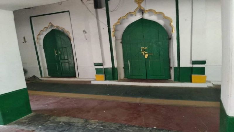 Barabanki Waqf Board Gareeb Nawaz Mosque Demolition