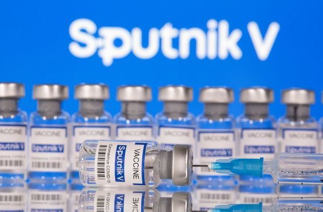 अब भारत में बनेगी रूस की स्पुतनिक-V वैक्सीन? सीरम इंस्टीट्यूट ने DCGI से मांगी अनुमति