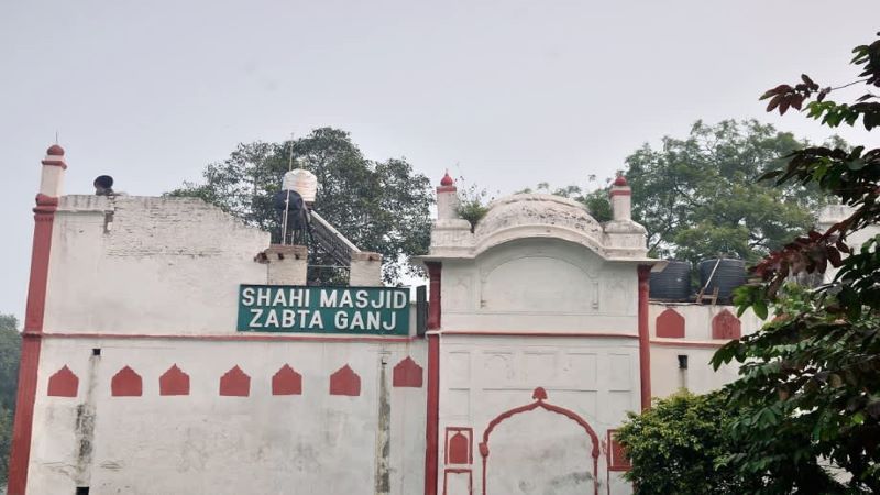 पीएम मोदी के ड्रीम प्रोजेक्ट के लिए नहीं टूटेगी दिल्ली के दिल में आबाद जाब्तागंज मस्जिद