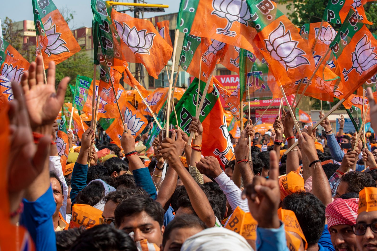 यूपी चुनाव से पहले कार्यकर्ताओं को मनाने में जुटी BJP, सरकार से संगठन तक कई पदों पर समायोजित किए जाएंगे भाजपाई